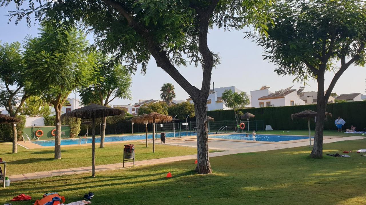 Apartamento El Real - Espartinas - Sevilla Bagian luar foto